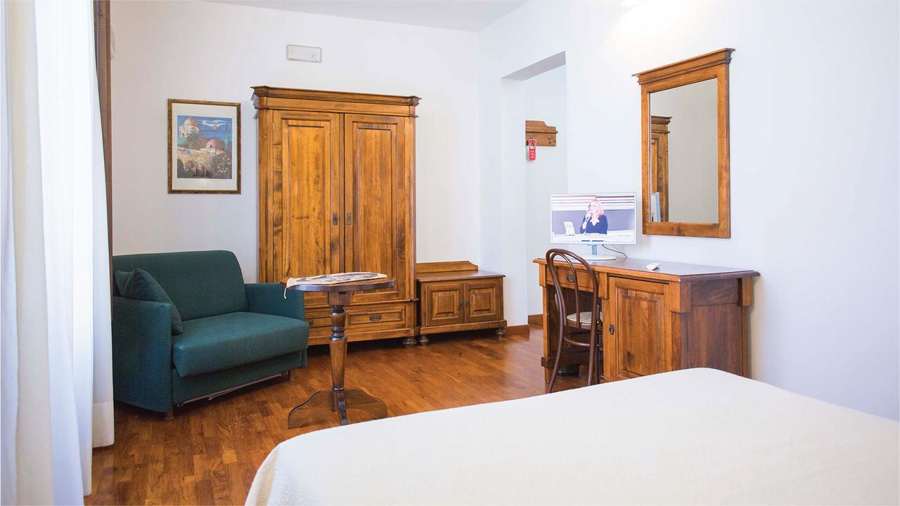 Hotel La Piazzetta Castellammare del Golfo Eksteriør bilde