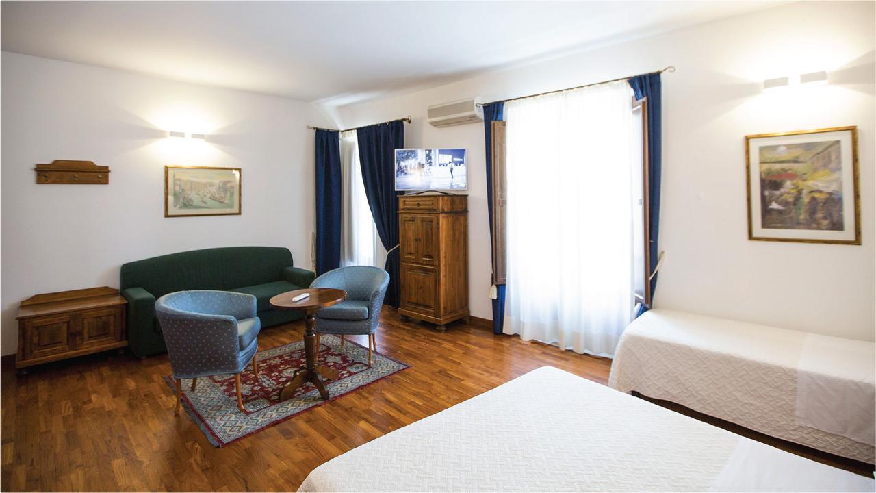 Hotel La Piazzetta Castellammare del Golfo Eksteriør bilde